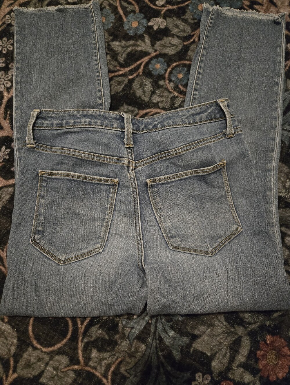 Universal Thread Jeans - Picture 4 of 6